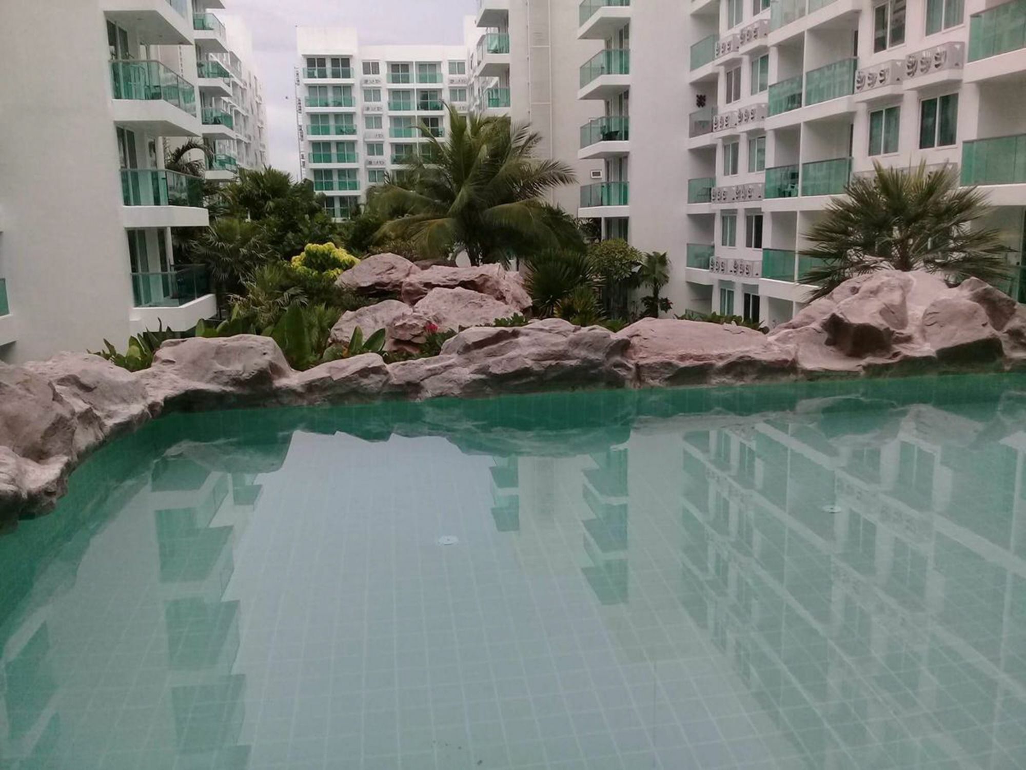 Amazon Residence Condo By Wannapa Ban Nong Tabaek Exteriör bild